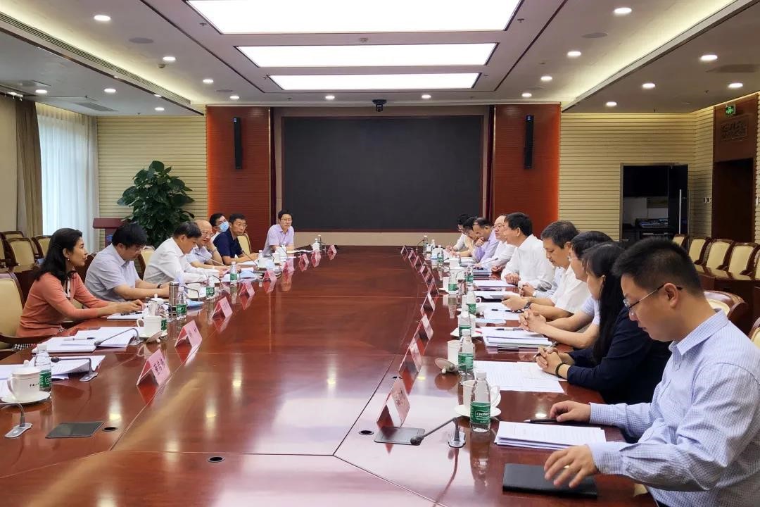 中国工程院与广西壮族自治区举行工作座谈会1.jpg