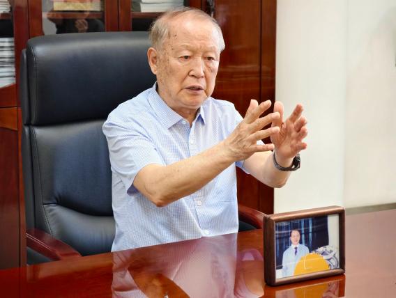 六十余载铸“战鹰之眼” 丹心相伴雷达一生
